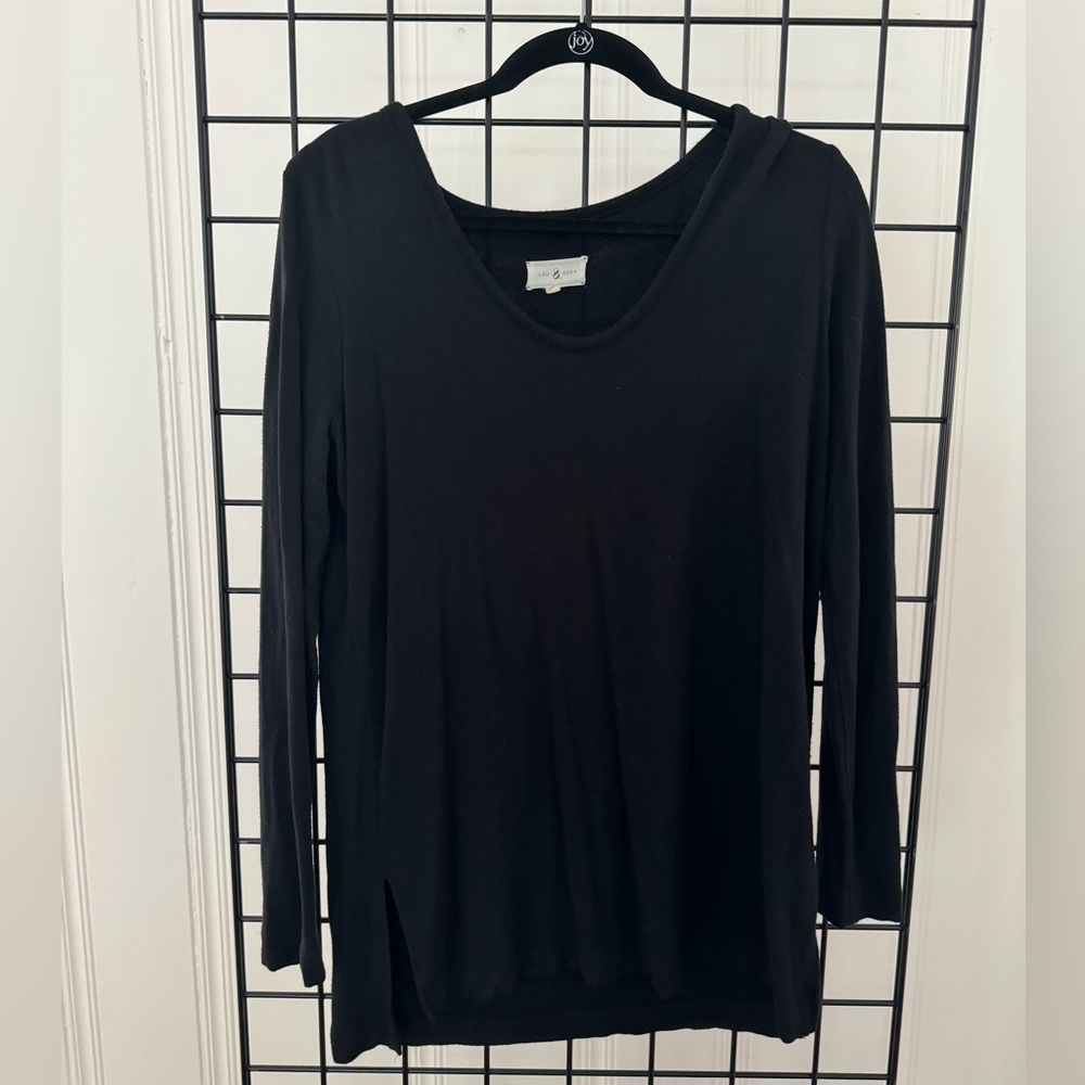 Lou & Grey Black Long Sleeve Scoop Neck Soft Sweat Tee w/ Side Slits | Size M